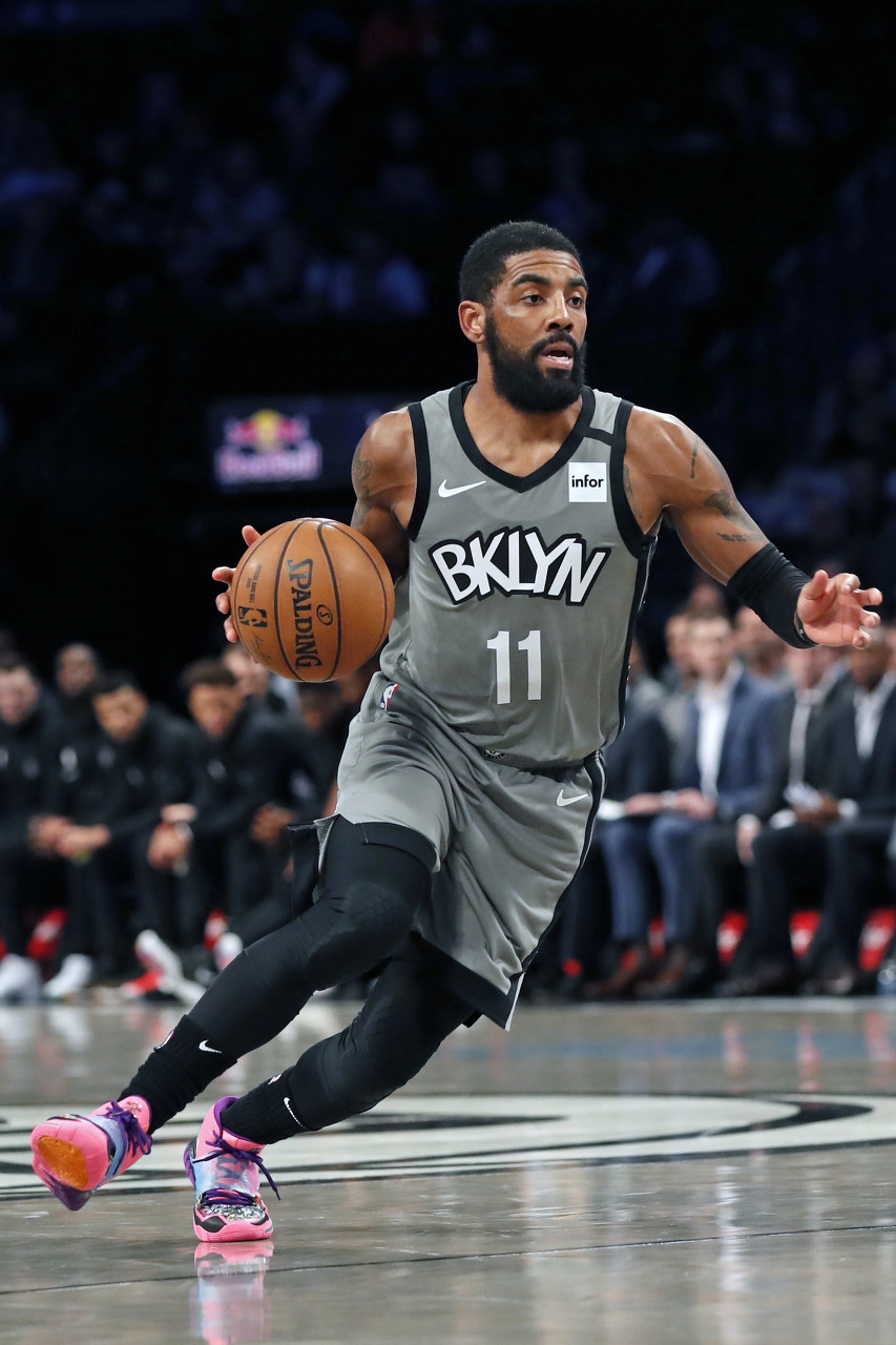 明了他的足 明了他的足