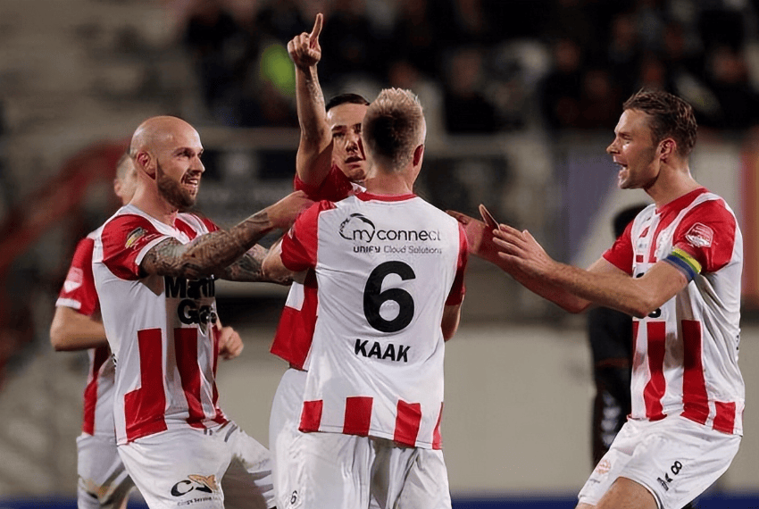 曾一度落后 曾一度落后