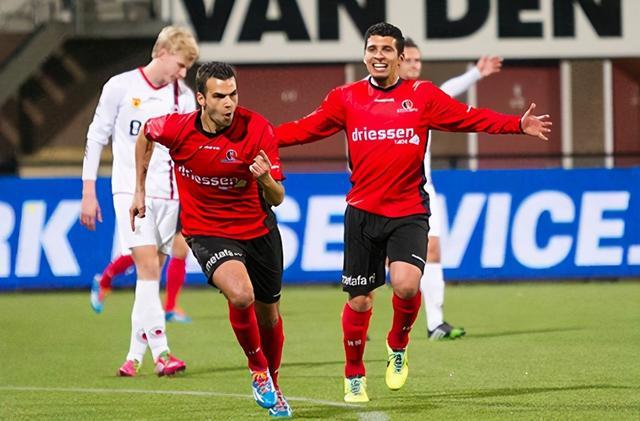 场展现了极 场展现了极