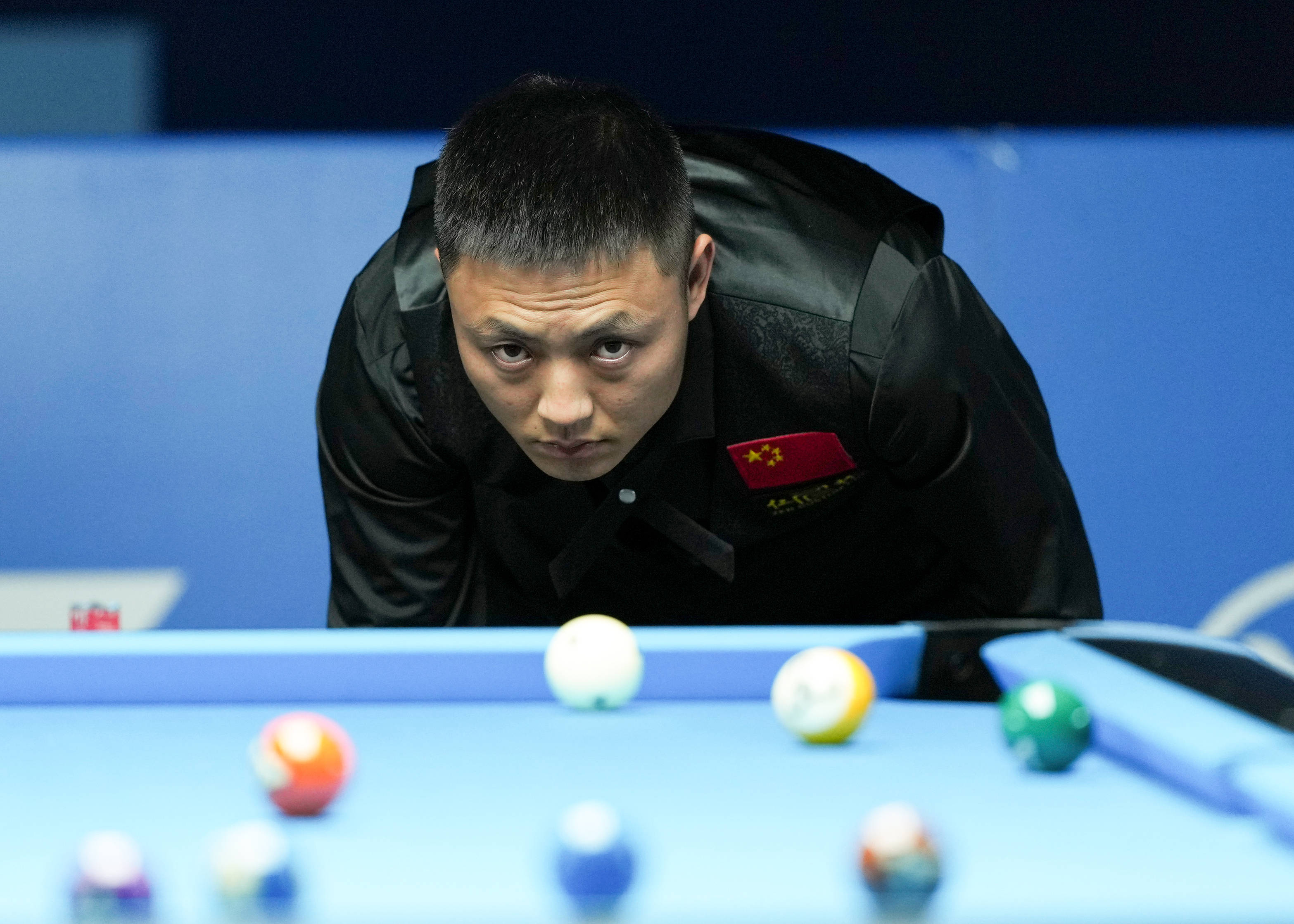 确而坚定 确而坚定