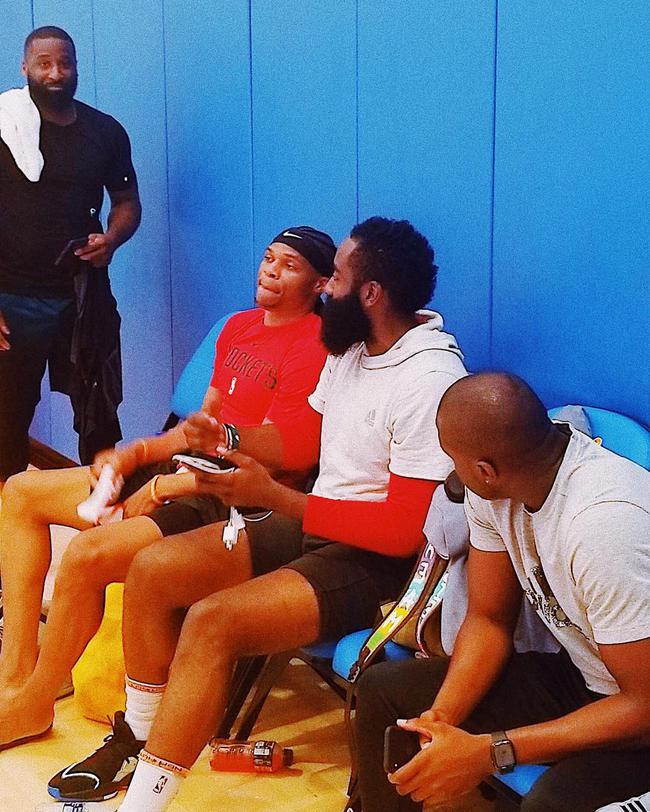 放在更大行 放在更大行